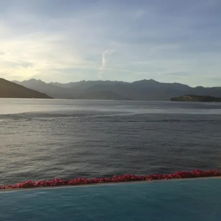 Classic, Elegant Private Opposite Villa Ispra