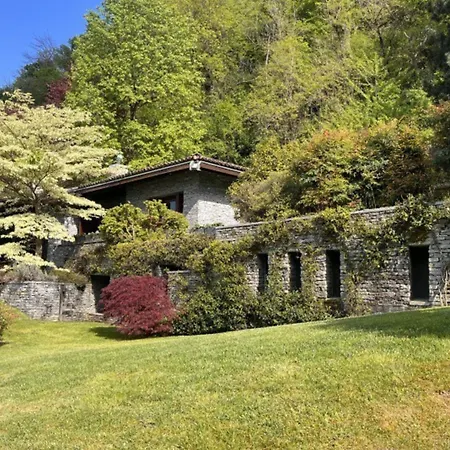 Villa Classic, Elegant Private Opposite Ispra